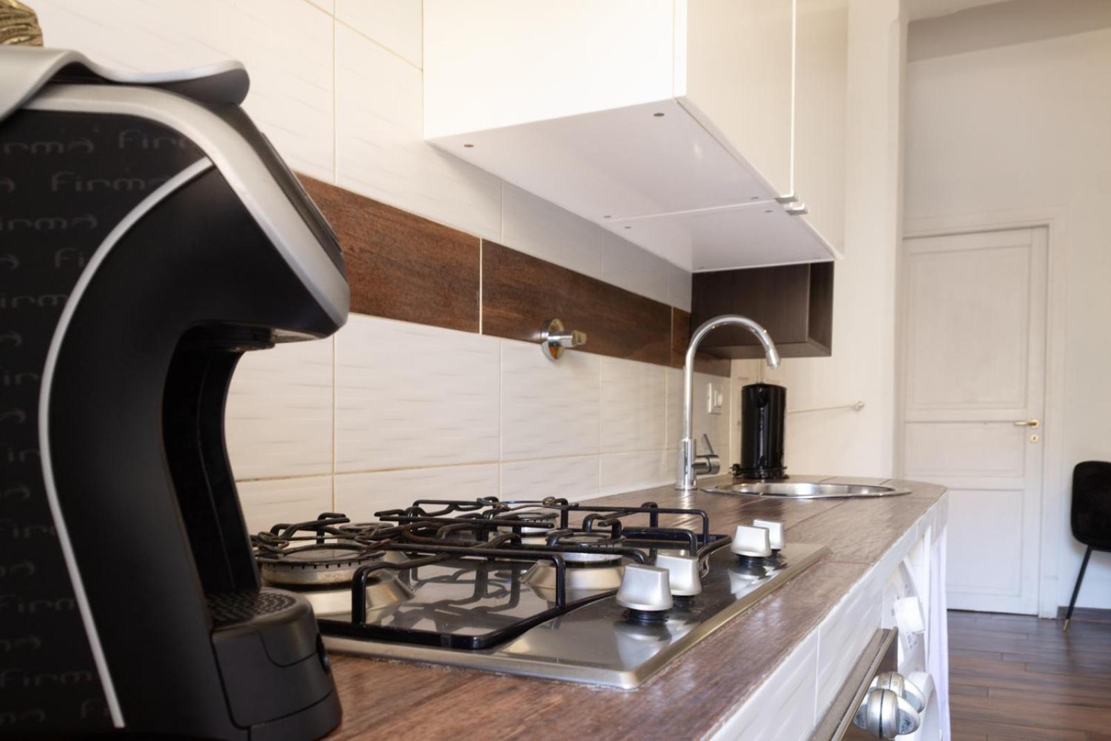 Tp Apartment Luxury San Giovanni Rome Bagian luar foto